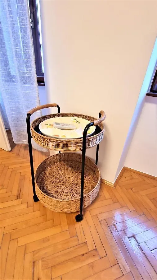 Apartman Arena 普拉 公寓